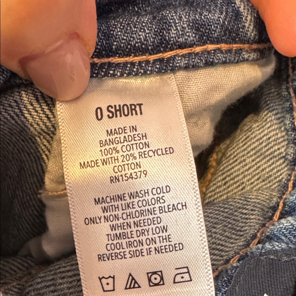 Aeropostale Women's Low Rise Baggy Straight Leg Jeans in Light Blue Wash - Picture 4 of 6
